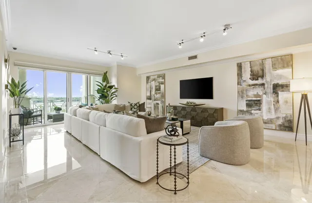 $2,897,000 | 201 South Narcissus Avenue, Unit 605, West Palm Beach, FL 33401