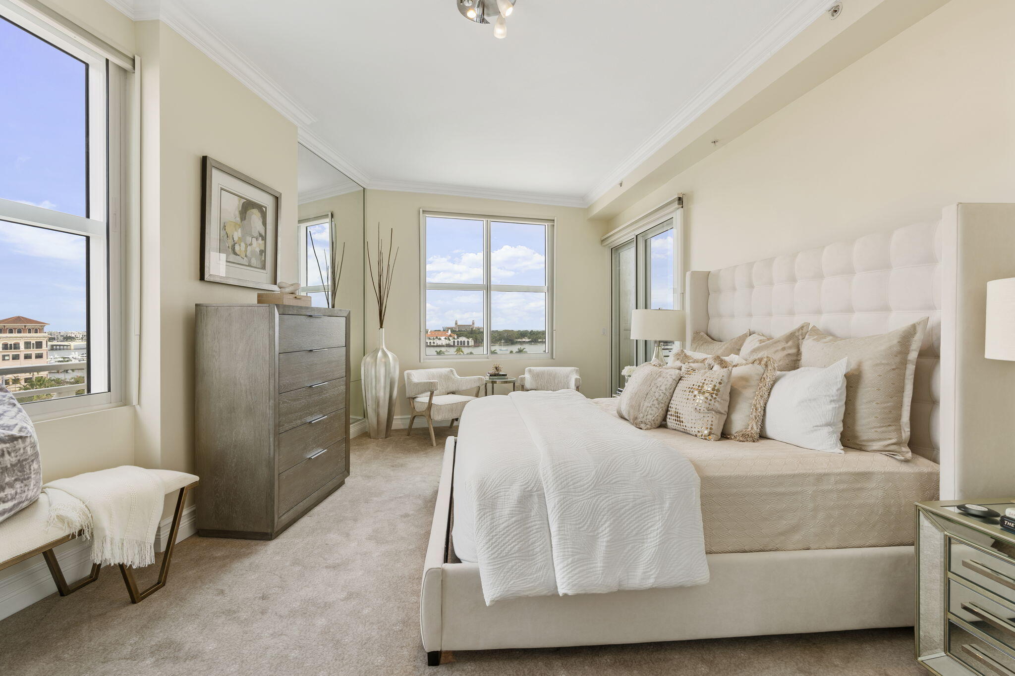 201 South Narcissus Avenue, Unit 605 West Palm Beach, FL 33401 - Photo 15 of 39 37-web-or-mls-DSC02716