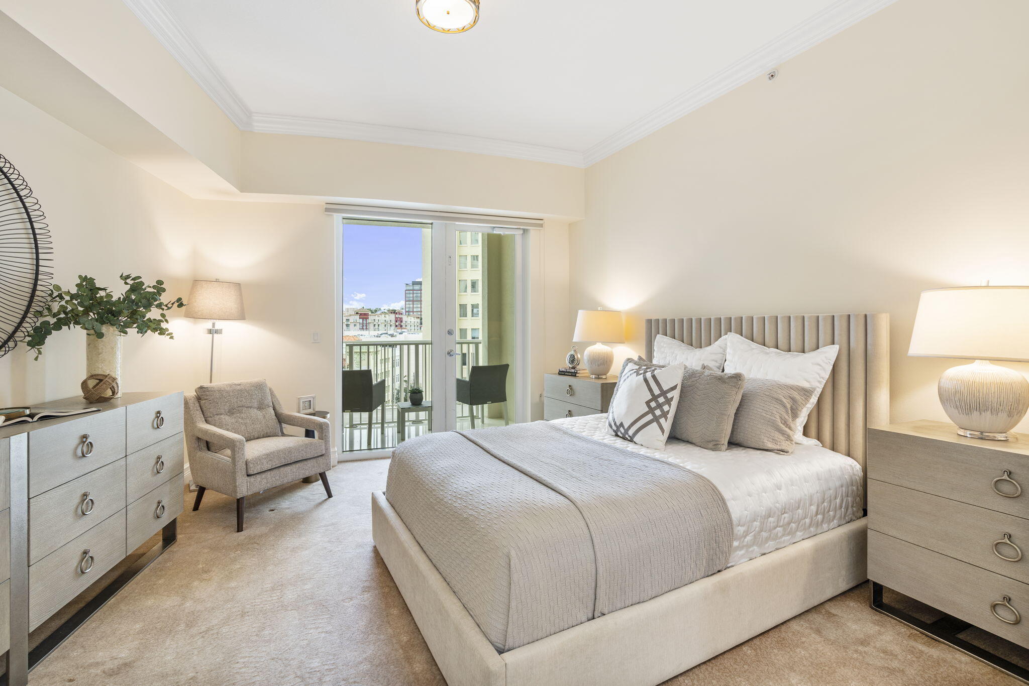 201 South Narcissus Avenue, Unit 605 West Palm Beach, FL 33401 - Photo 22 of 39 21-web-or-mls-DSC02602