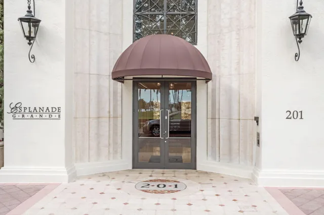 $2,897,000 | 201 South Narcissus Avenue, Unit 605, West Palm Beach, FL 33401