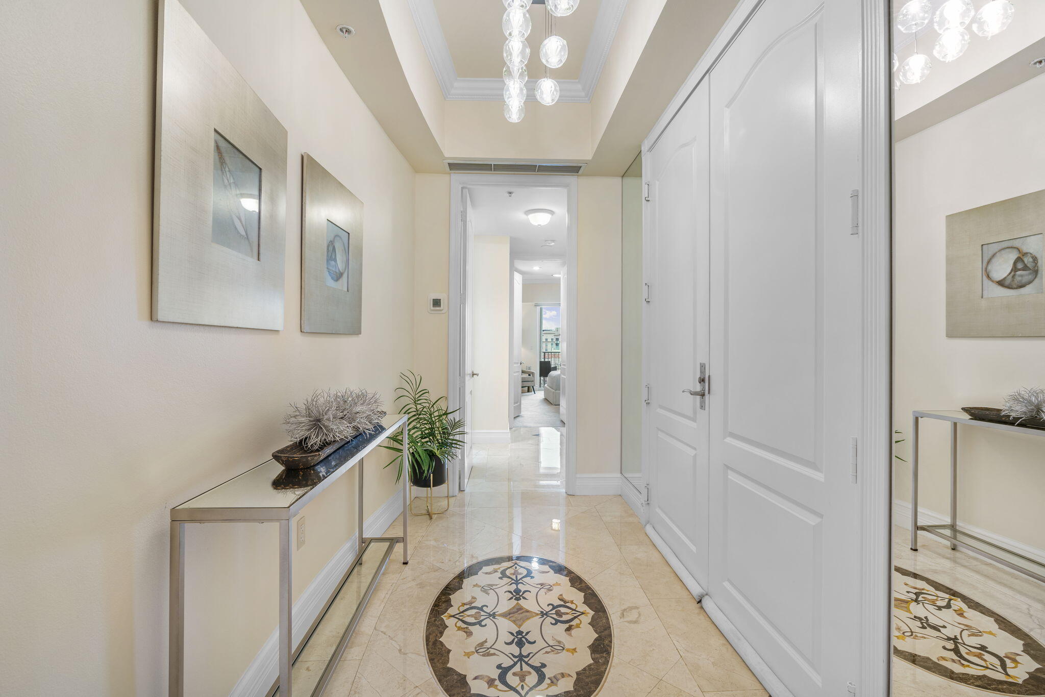 201 South Narcissus Avenue, Unit 605 West Palm Beach, FL 33401 - Photo 8 of 39 12-web-or-mls-DSC02593