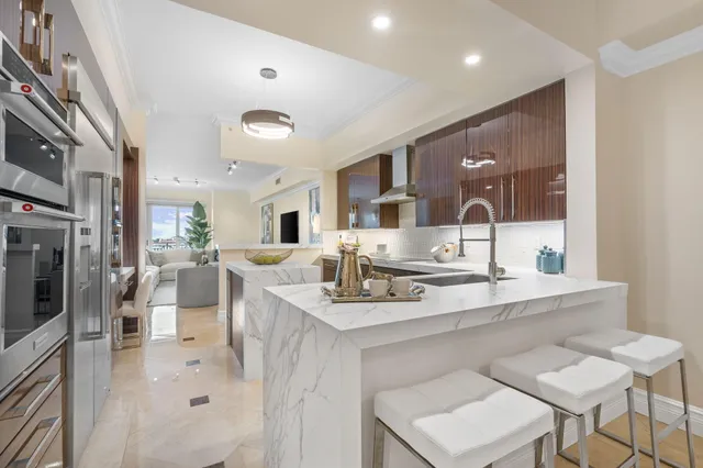 $2,897,000 | 201 South Narcissus Avenue, Unit 605, West Palm Beach, FL 33401