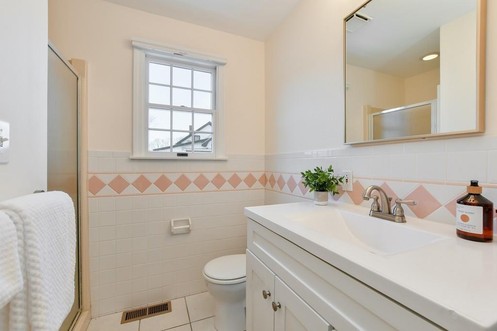 122 Reed Street Cambridge, MA 02140 - Photo 16 of 32 Gallery Image 16