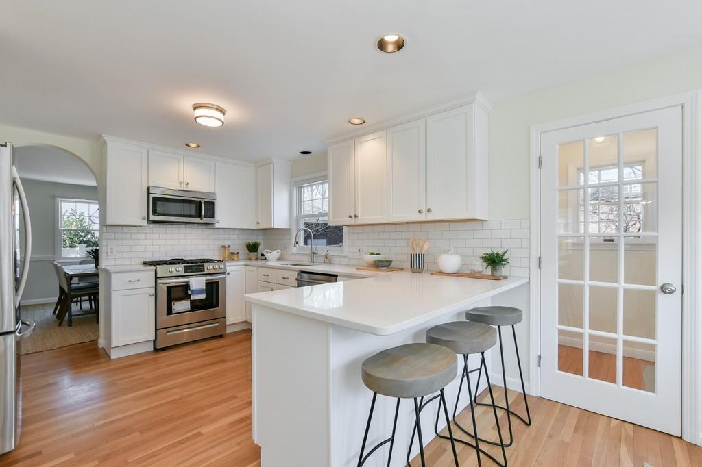 122 Reed Street Cambridge, MA 02140 - Photo 9 of 32 Gallery Image 9