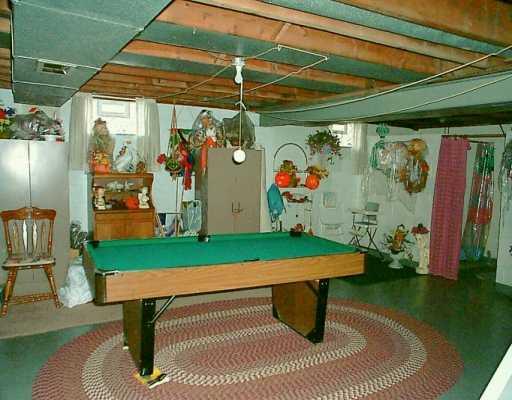 4300 Hillsville Road Pulaski, PA 16143 - Photo 8 of 8 Den/Family/Great Room.