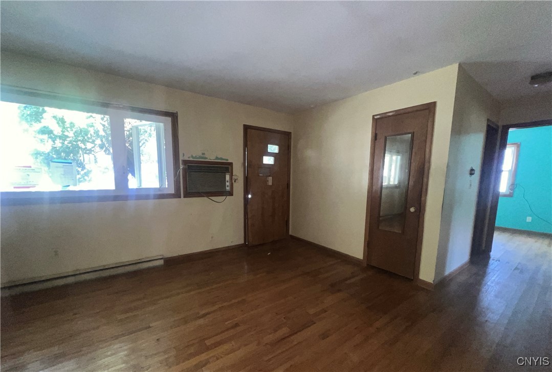 210 Ruth Street Minoa, NY 13116 - Photo 5 of 31