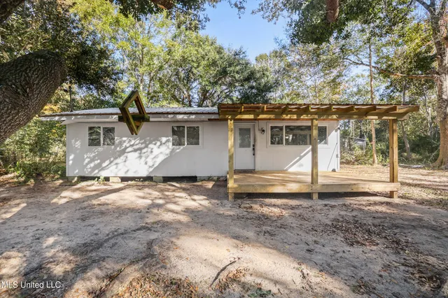 $130,000 | 2200 Inabinett Road, Vancleave, MS 39565