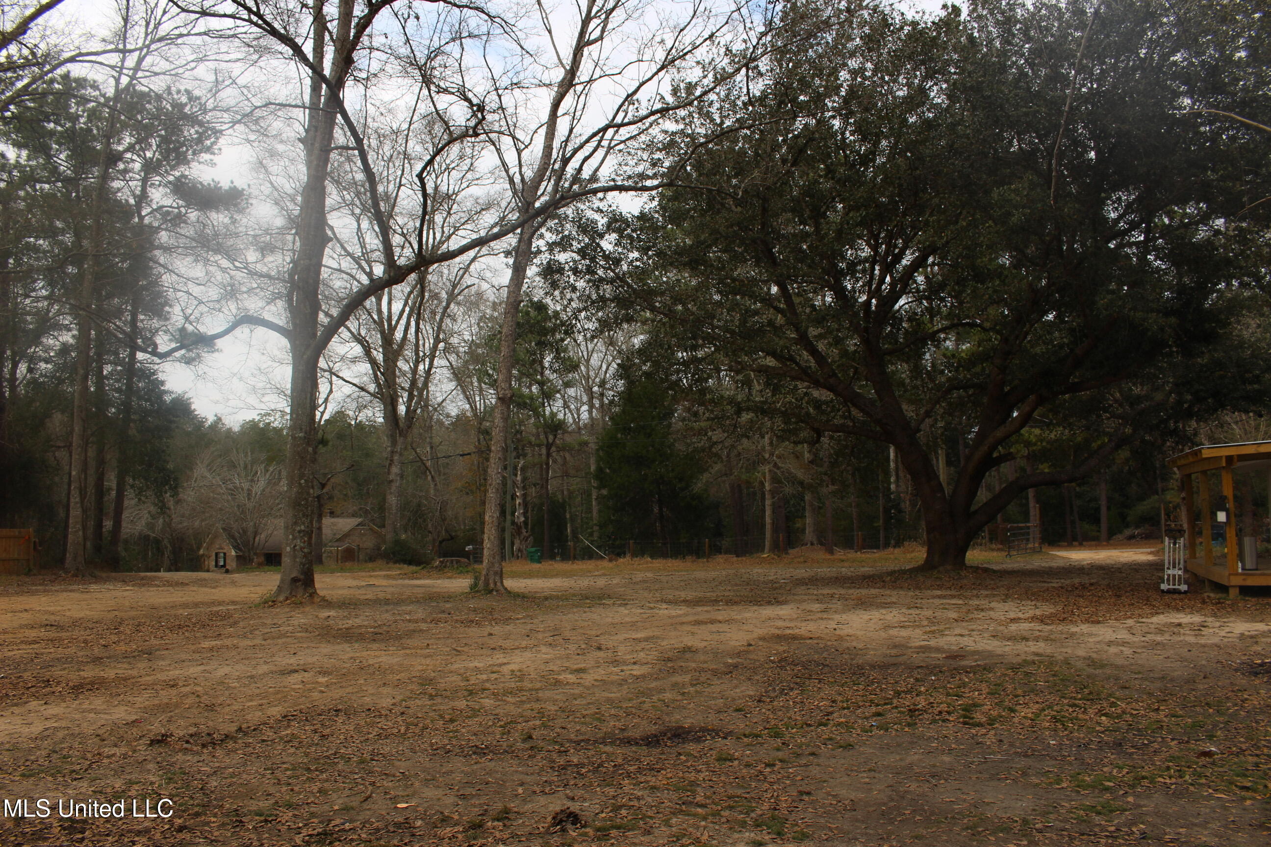 2200 Inabinett Road Vancleave, MS 39565 - Photo 4 of 26 IMG_8311