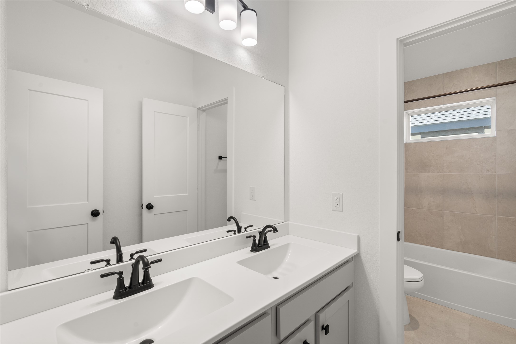 279 Mallards Rim Drive Willis, TX 77318 - Photo 15 of 24 Representative Photo