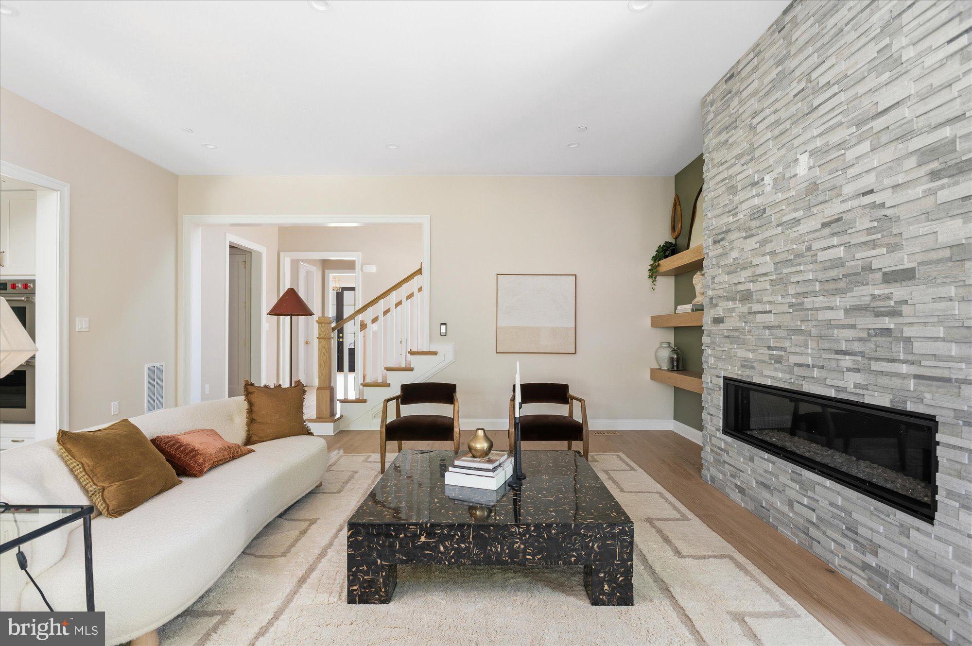 2733 Chesapeake Street Northwest Washington, DC 20008 - Photo 16 of 69