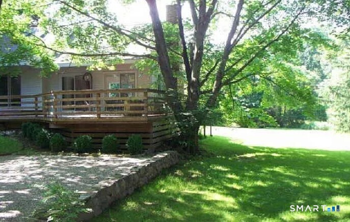 335 Greens Farms Road Westport, CT 06880 - Photo 13 of 15