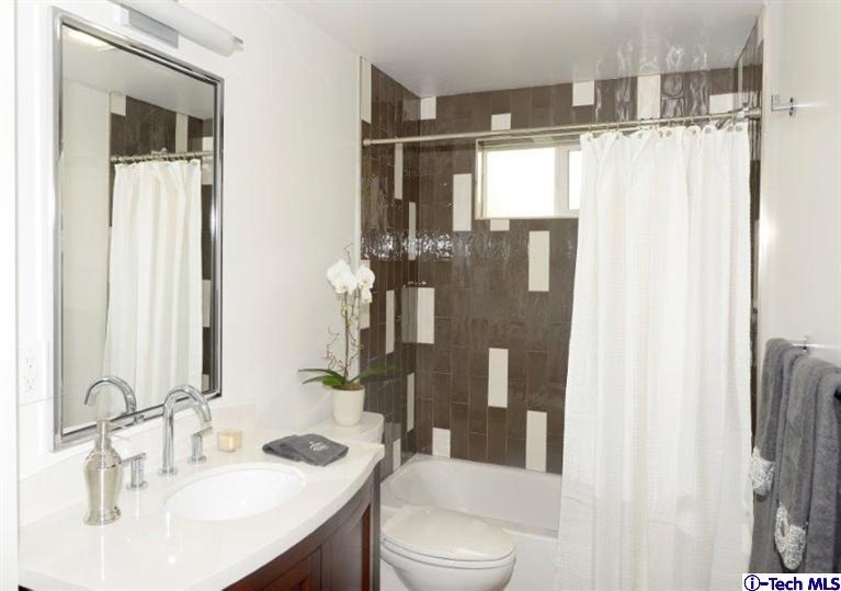 585 Laguna Road Pasadena, CA 91105 - Photo 20 of 29 Additional Photo
