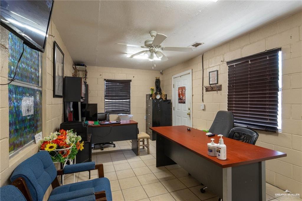 6470 North Moorefield Road Mission, TX 78573 - Photo 7 of 25 a room with furniture and window