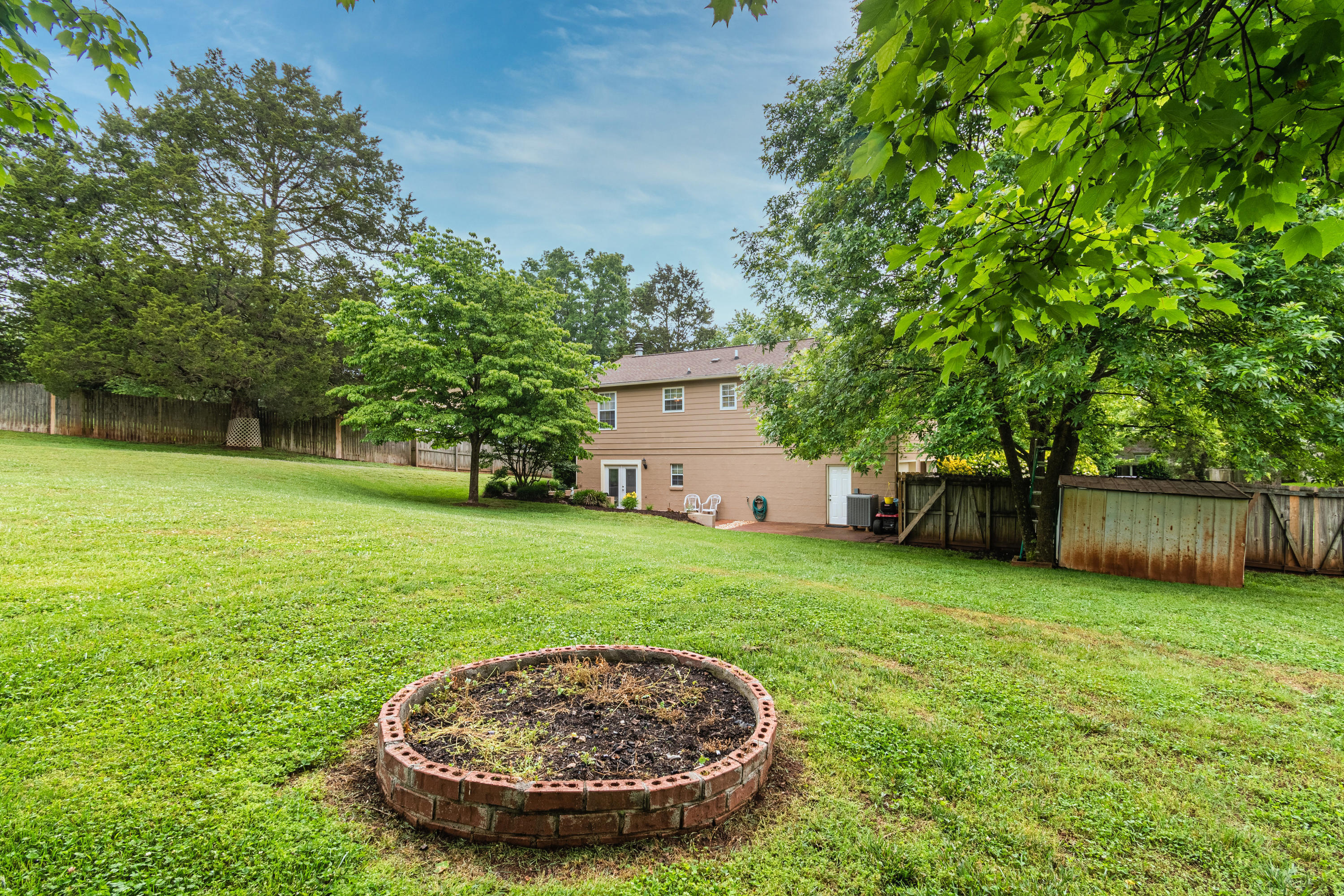 1819 Strathmore Road Knoxville, TN 37922 - Photo 19 of 23 Huge Back Yard