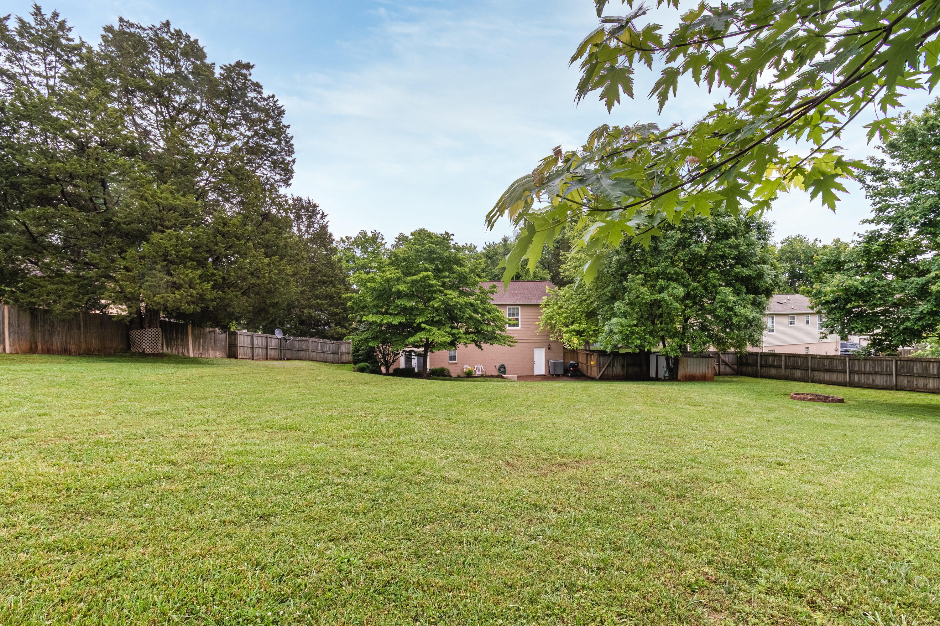 1819 Strathmore Road Knoxville, TN 37922 - Photo 21 of 23 Back Yard