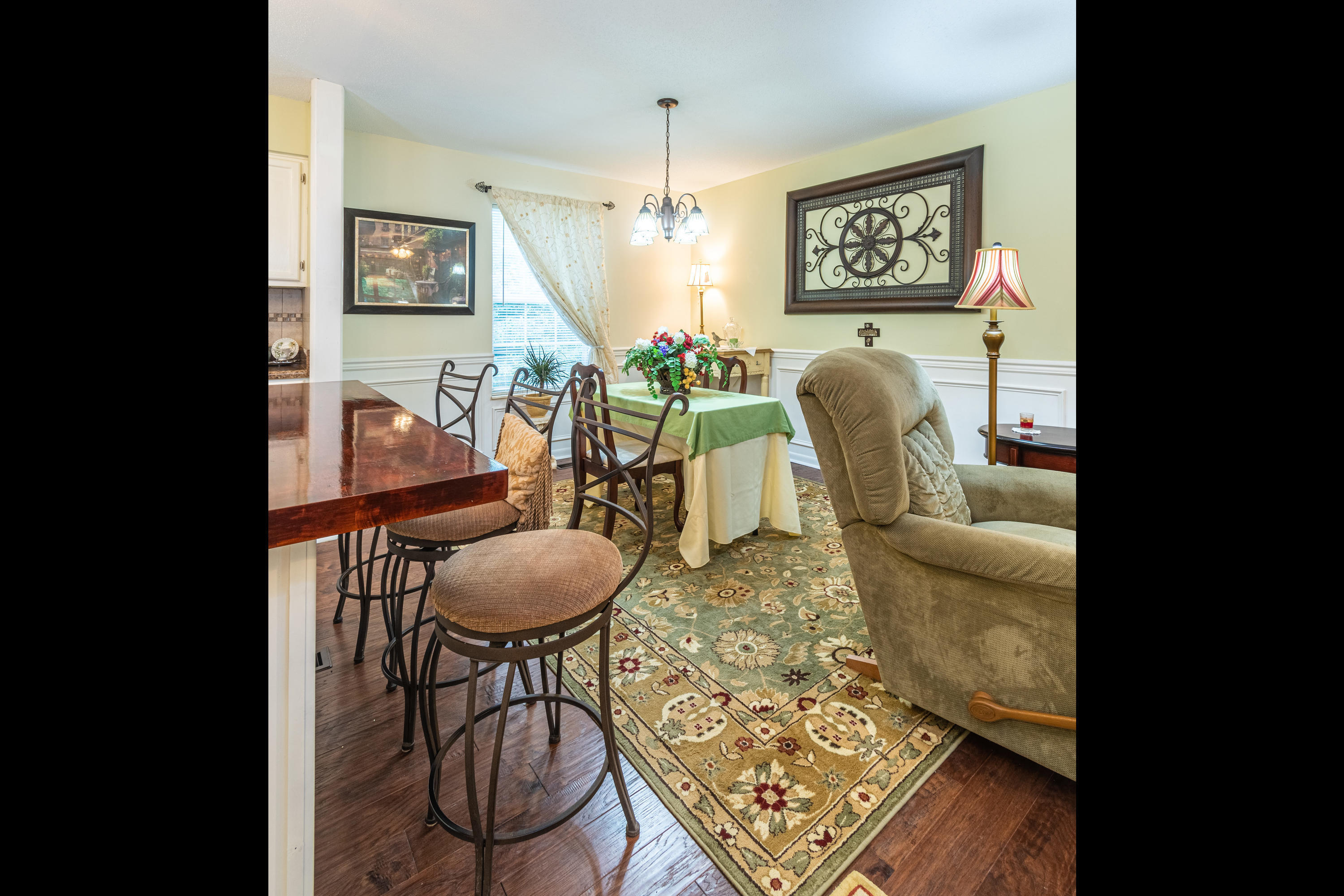 1819 Strathmore Road Knoxville, TN 37922 - Photo 5 of 23 Dining Area