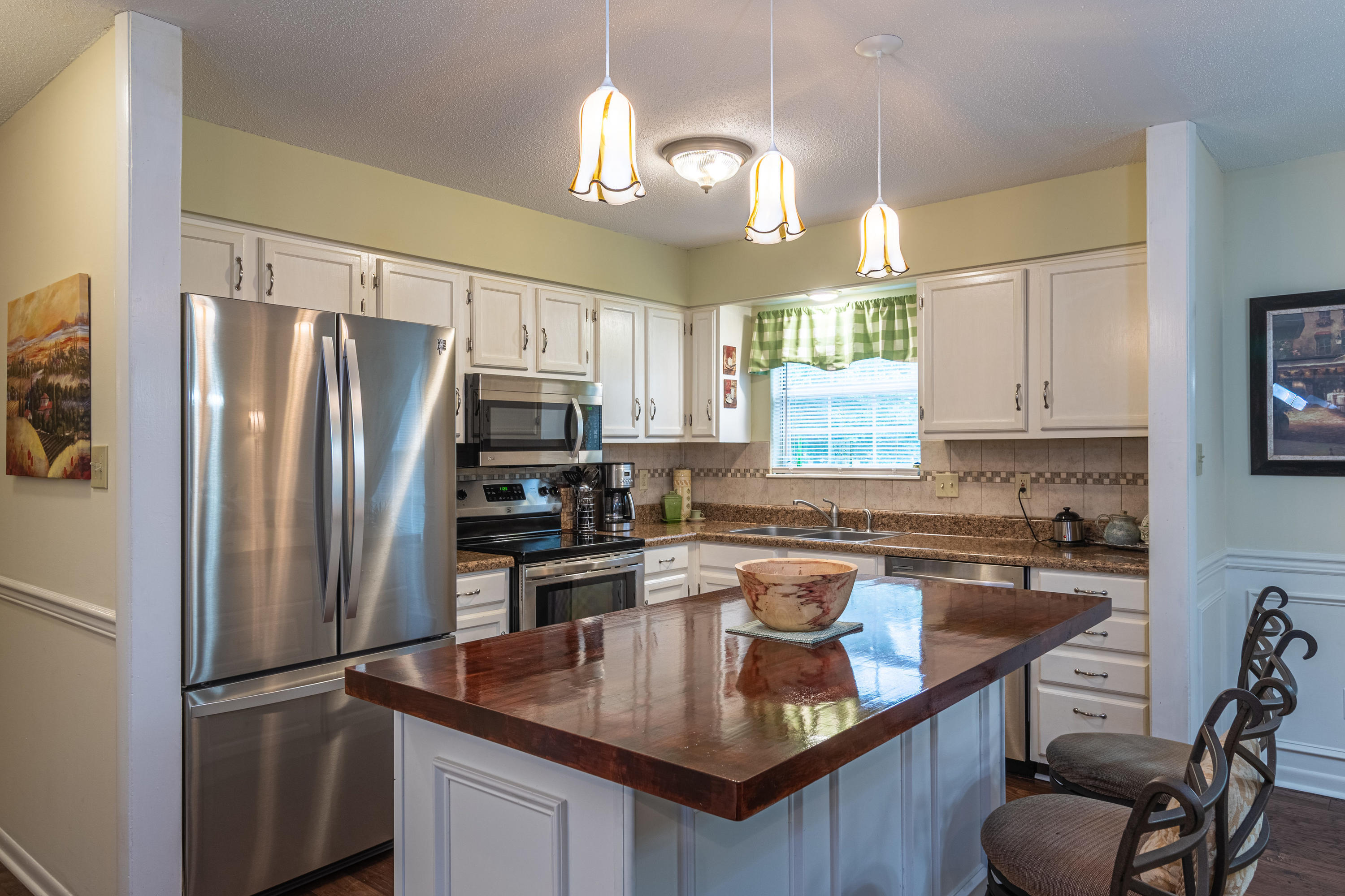 1819 Strathmore Road Knoxville, TN 37922 - Photo 6 of 23 Kitchen