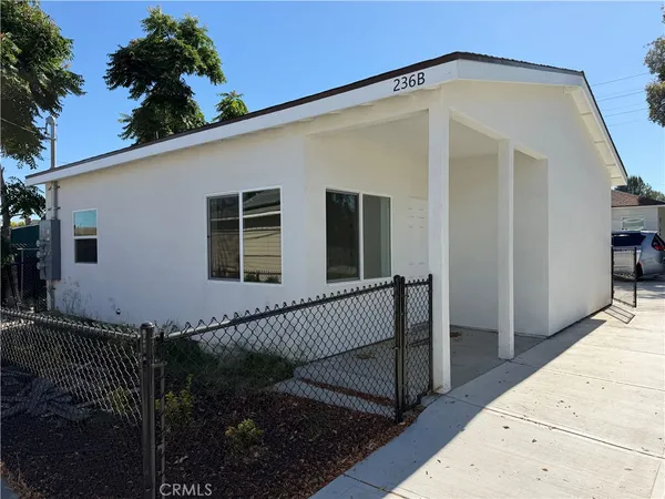 $2,500 | 236 South 1st Avenue, Upland, CA 91786