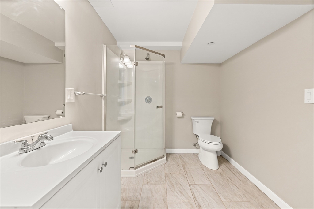 165 Cambridge Road, Unit 4 Woburn, MA 01801 - Photo 21 of 31 Gallery Image 21