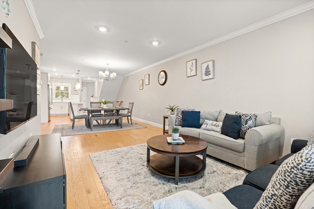 165 Cambridge Road, Unit 4 Woburn, MA 01801 - Photo 8 of 31 Gallery Image 8