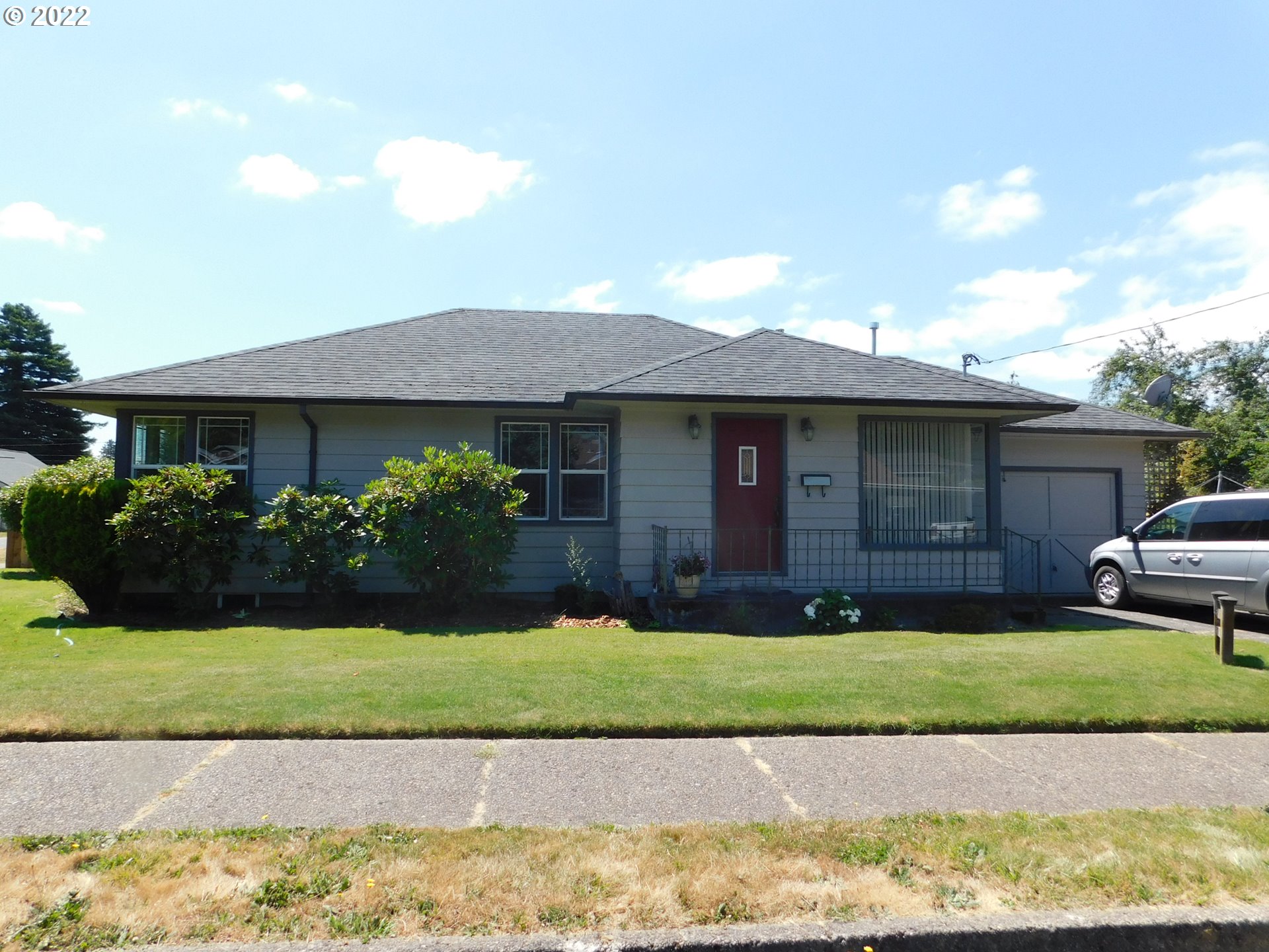 1232 Bothwick Street Myrtle Point, OR 97458 - Photo 1 of 24 Gallery Image 1