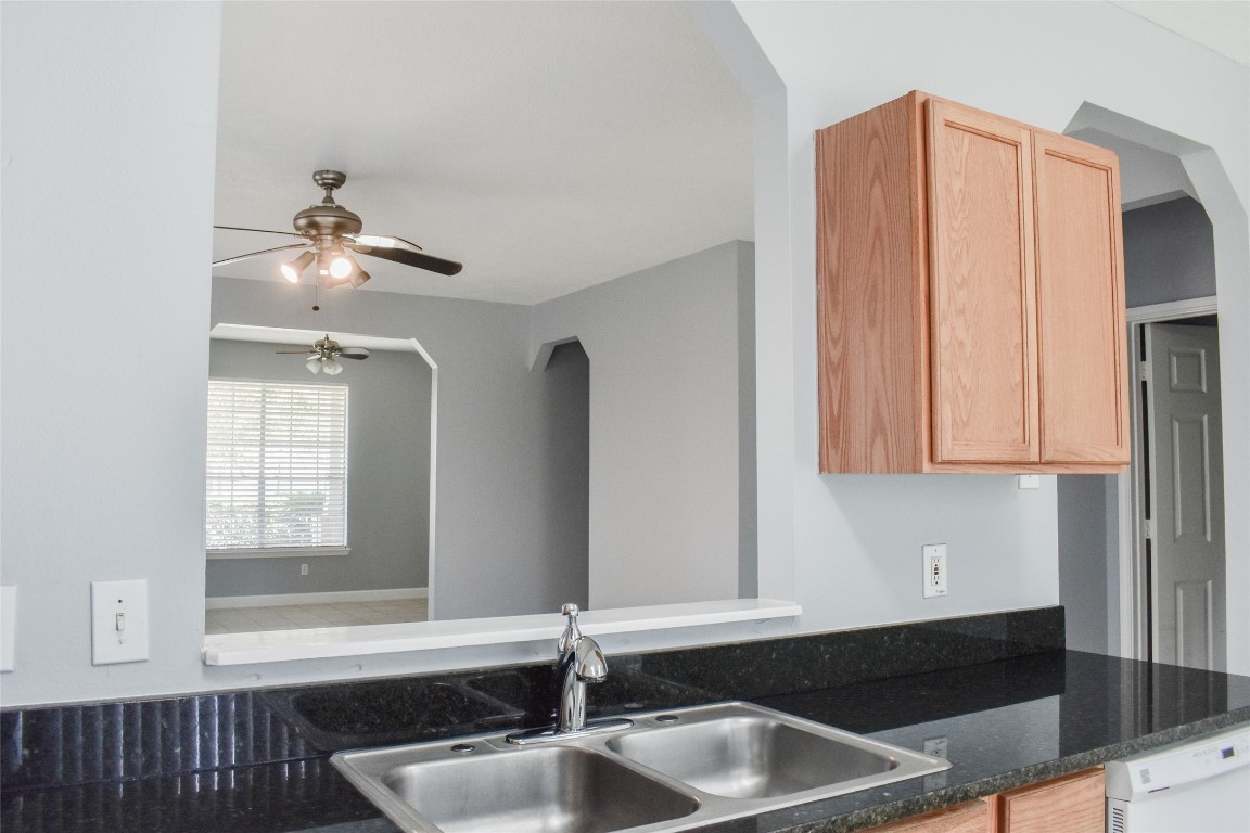 1006 Addison Park Lane Spring, TX 77373 - Photo 20 of 34