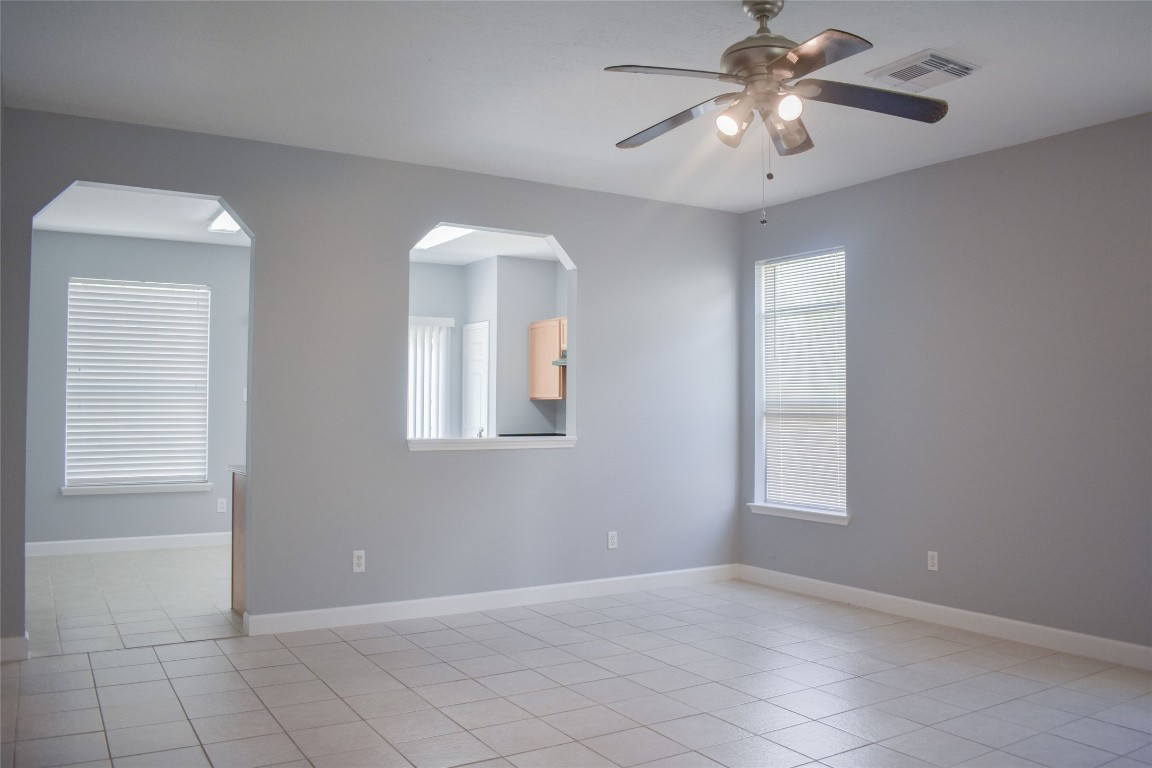 1006 Addison Park Lane Spring, TX 77373 - Photo 9 of 34