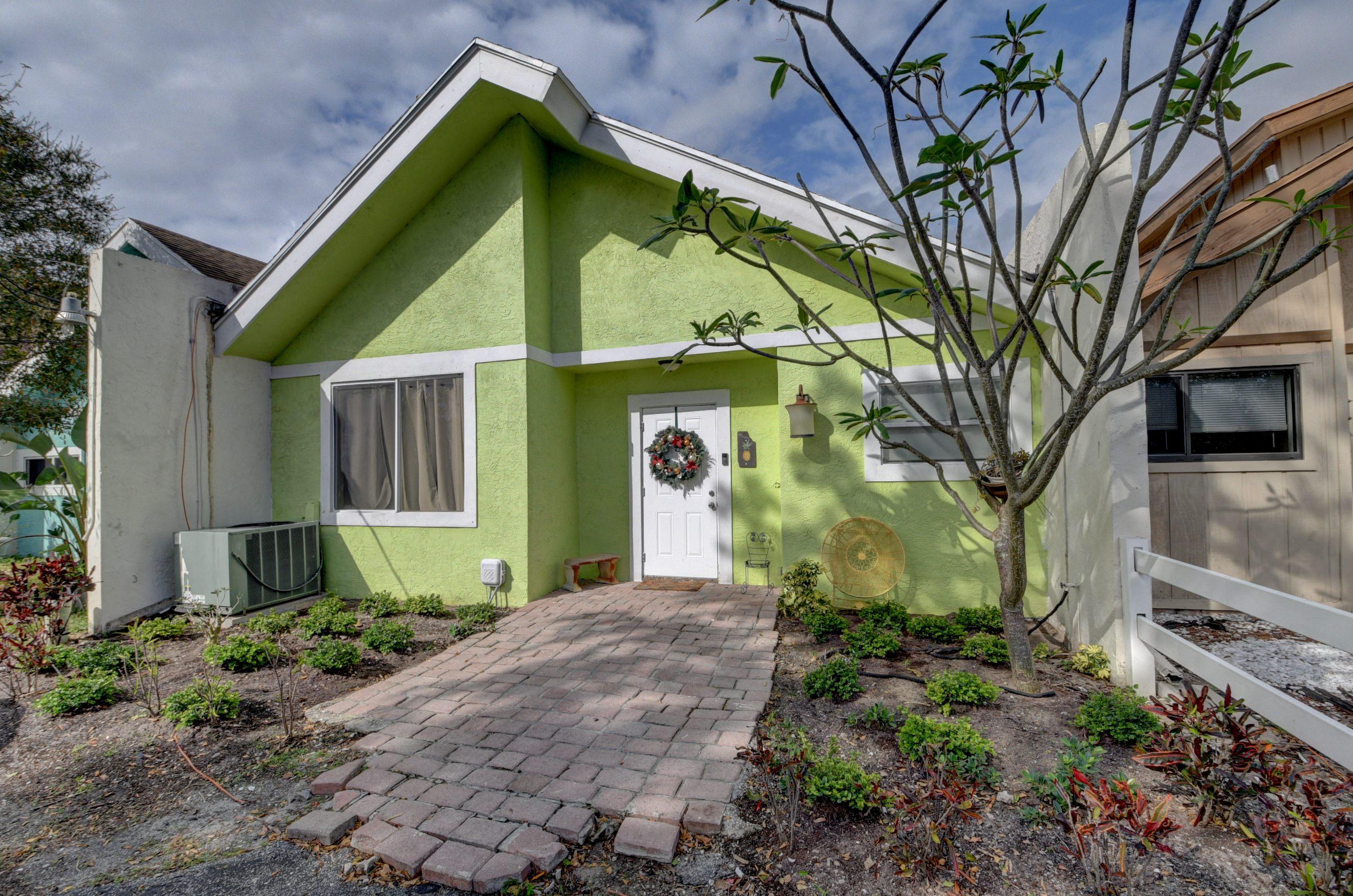 1698 Northwest 13th Street, Unit 3 Boca Raton, FL 33486 - Photo 31 of 33 28_dsc_3356_57_58_59_60
