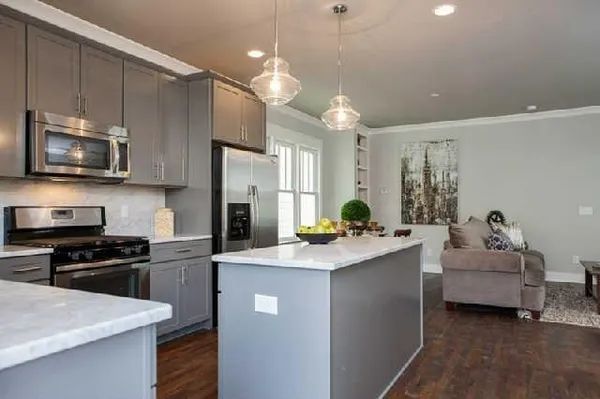 $3,900 | 200 Burns Avenue, Unit 4, Nashville, TN 37203