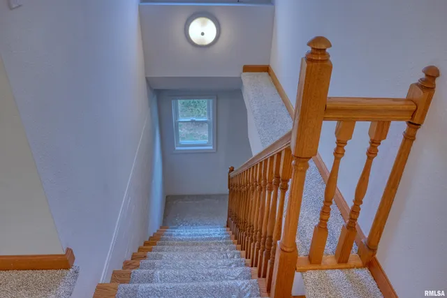 $289,000 | 6873 Old Highway 13, Carbondale, IL 62901