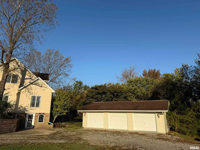 $289,000 | 6873 Old Highway 13, Carbondale, IL 62901