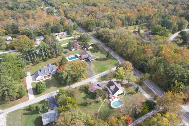 $289,000 | 6873 Old Highway 13, Carbondale, IL 62901