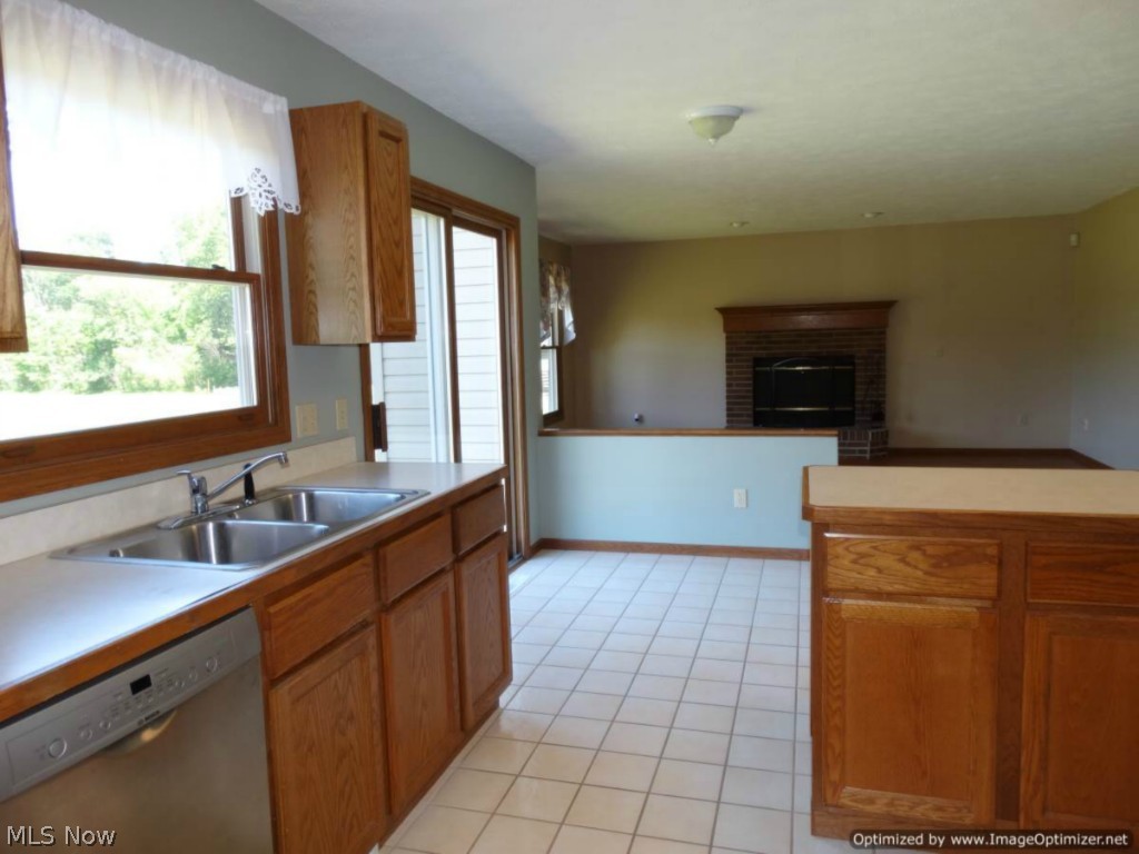 11170 Clark Road Chardon, OH 44024 - Photo 9 of 24