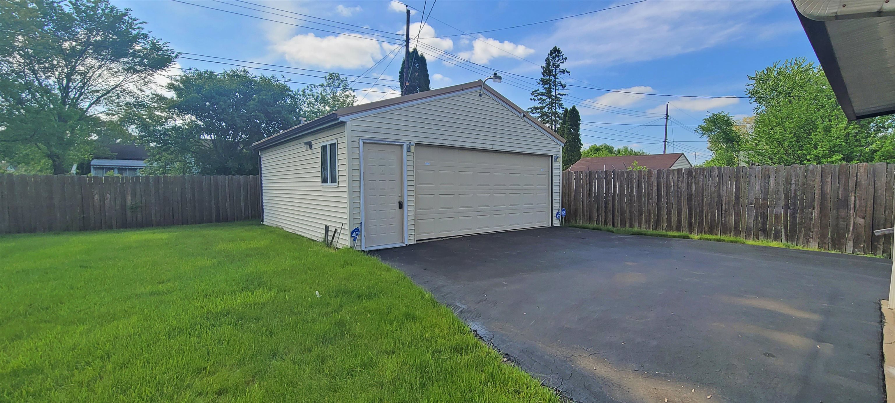6121 Eldon Road Mount Morris, MI 48458 - Photo 16 of 16 50175554-61519671-3a96-47c8-a7d5-f54a2e95b344.JPG