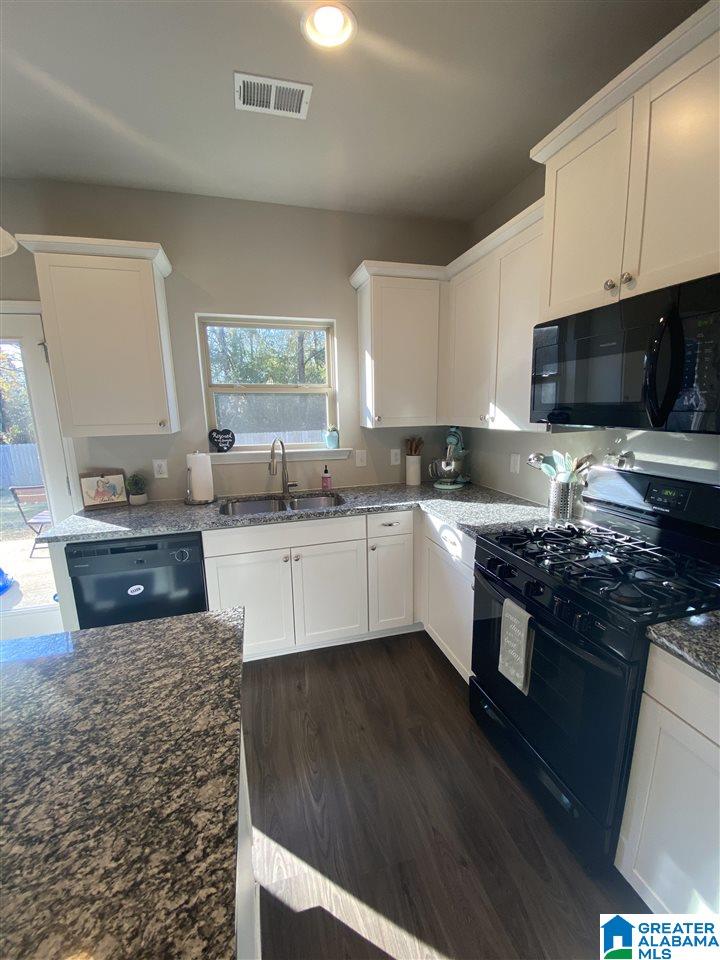 8604 Clarke Road Leeds, AL 35094 - Photo 5 of 30