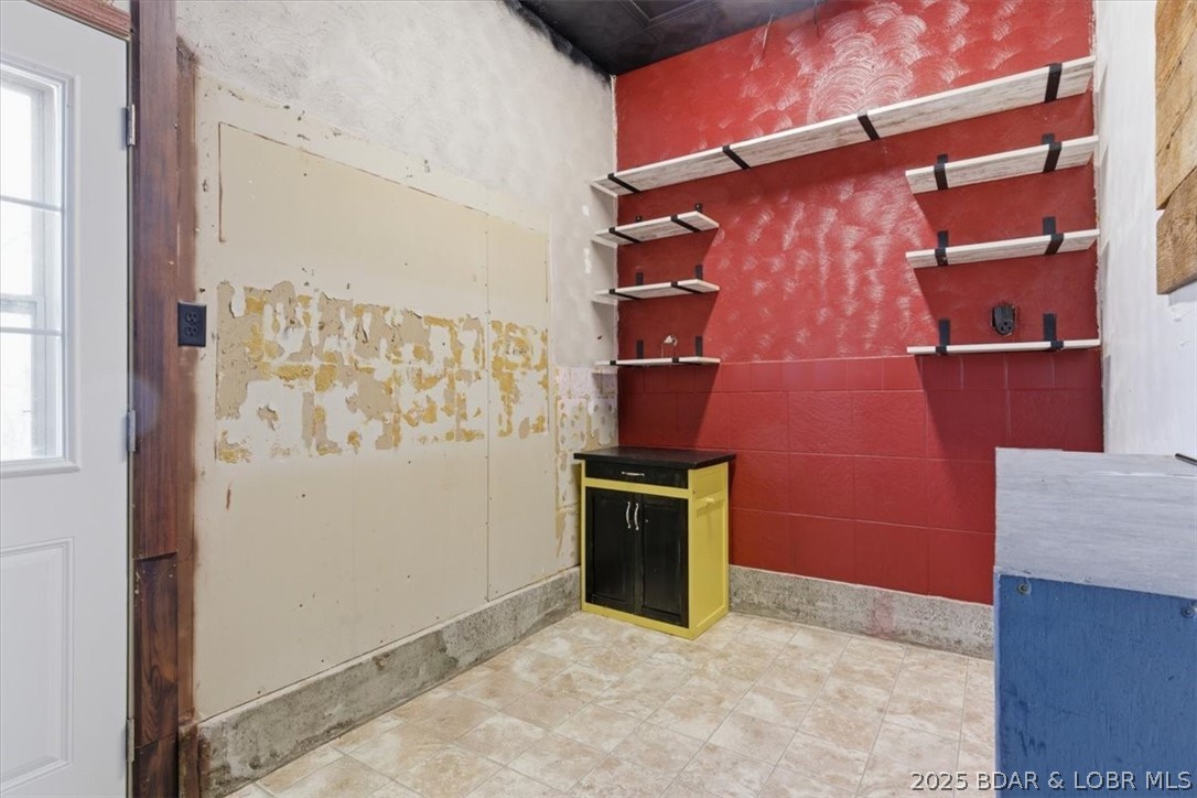 807 West Rollotrend Lane Eldon, MO 65026 - Photo 29 of 51