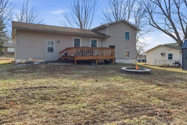 $235,000 | 807 West Rollotrend Lane, Eldon, MO 65026