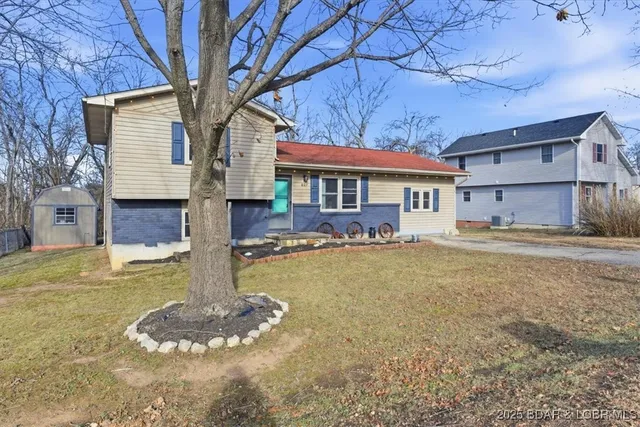 $235,000 | 807 West Rollotrend Lane, Eldon, MO 65026