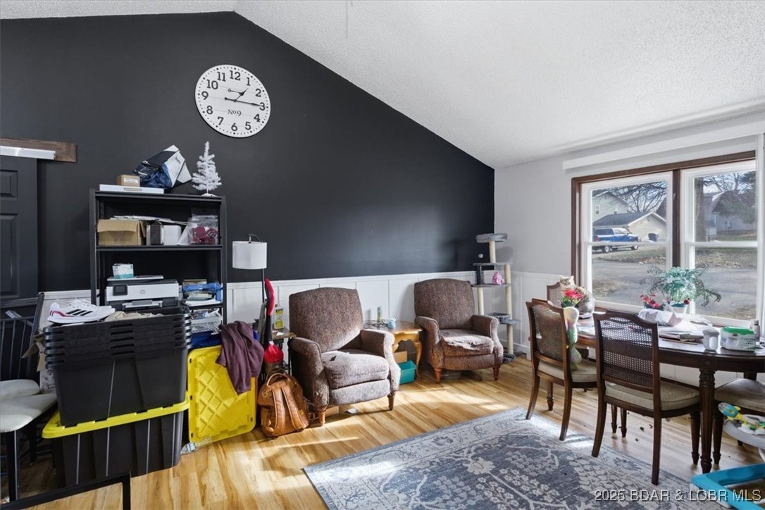 807 West Rollotrend Lane Eldon, MO 65026 - Photo 4 of 46