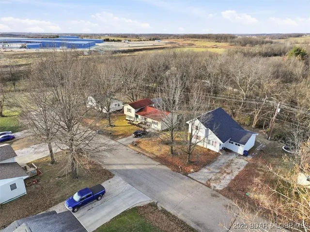 $235,000 | 807 West Rollotrend Lane, Eldon, MO 65026