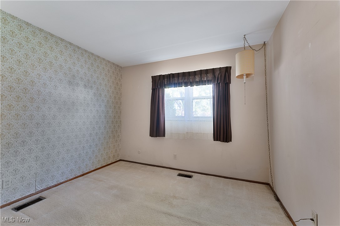 4478 Burkey Road Austintown, OH 44515 - Photo 18 of 19 Gallery Image 18