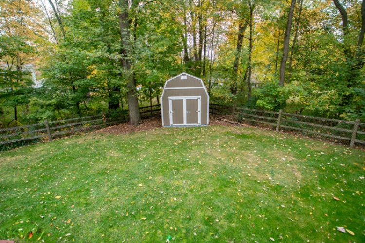 61109 Cass Road Cassopolis, MI 49031 - Photo 58 of 63 61109 Cass Rd Cass Yard 9