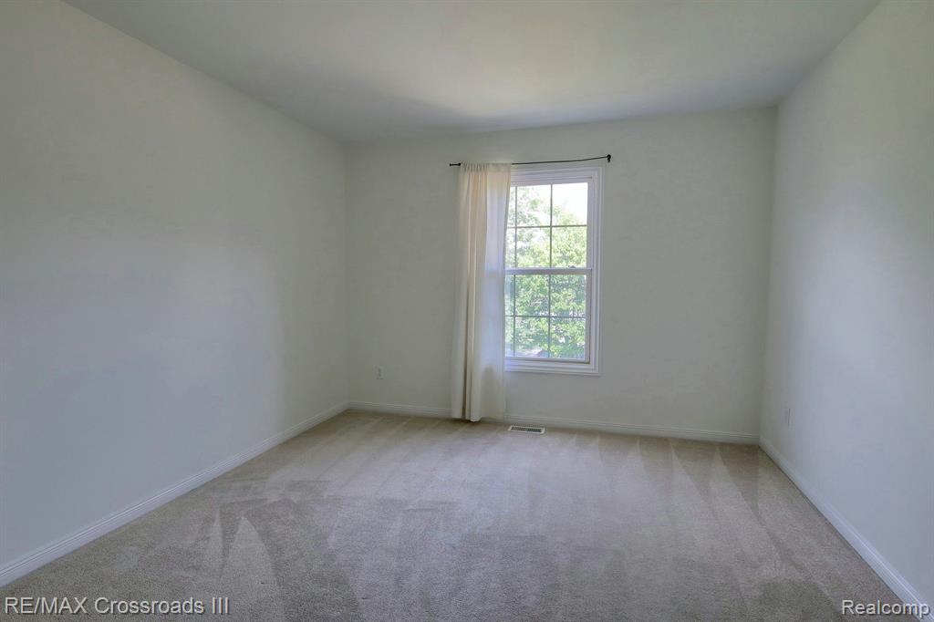 6446 Wilson Road Ann Arbor, MI 48108 - Photo 21 of 27