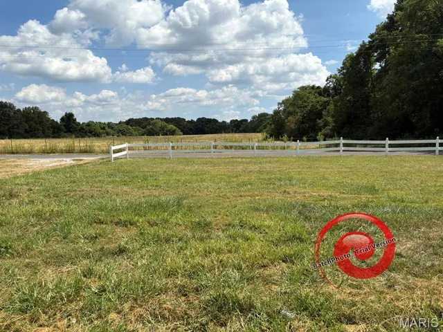 $140,000 | 23 Enterprise Road, Fairview Heights, IL 62208