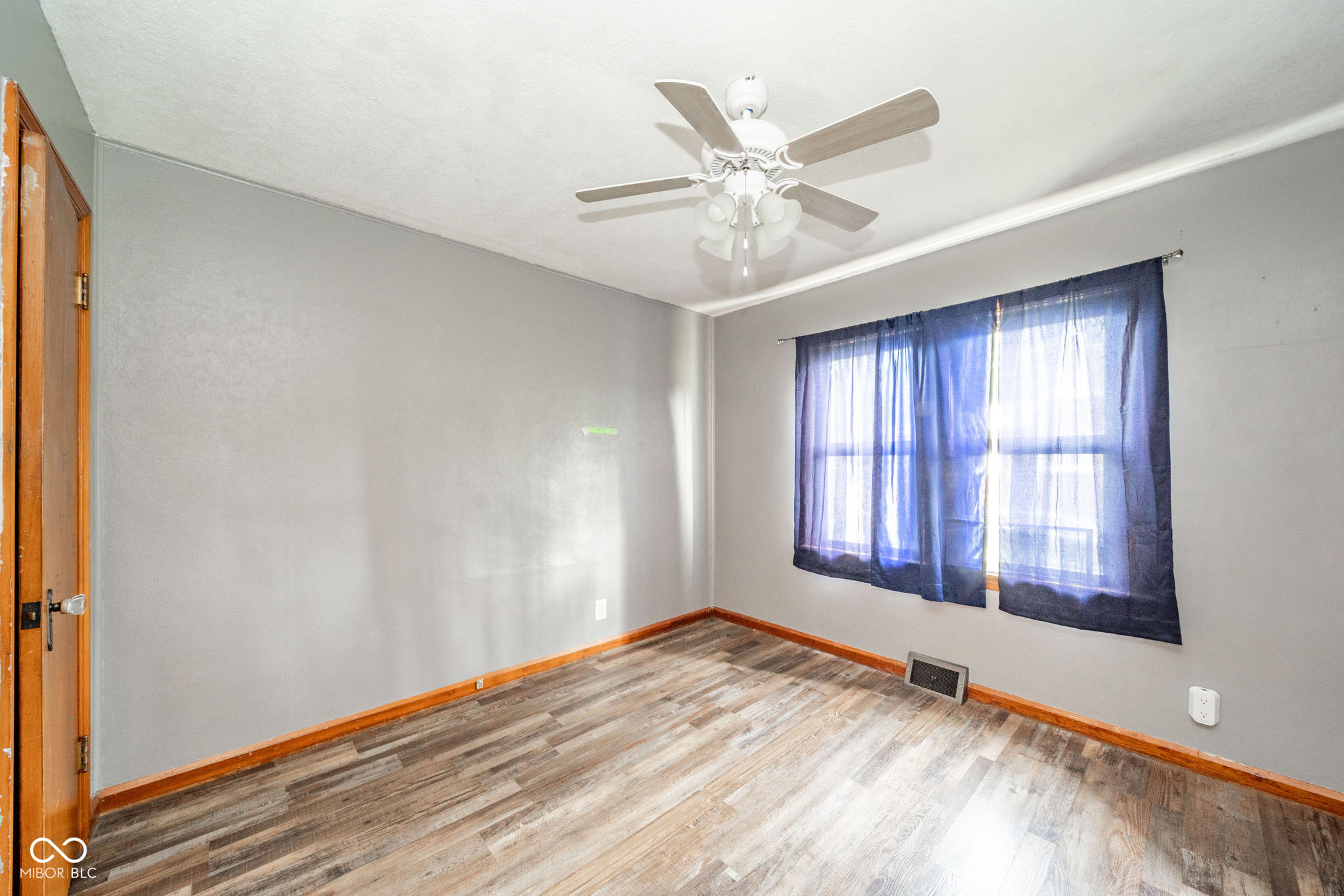 4210 Main Street Anderson, IN 46013 - Photo 11 of 25 Gallery Image 11