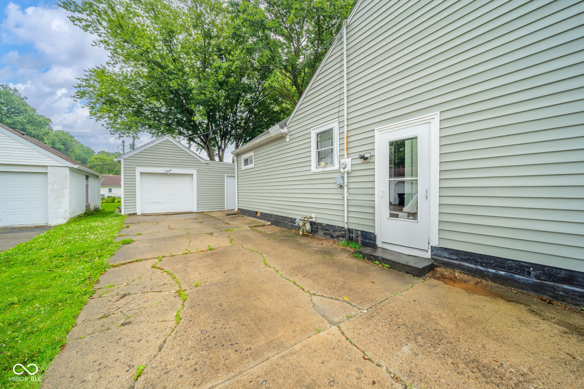 4210 Main Street Anderson, IN 46013 - Photo 24 of 25 Gallery Image 24