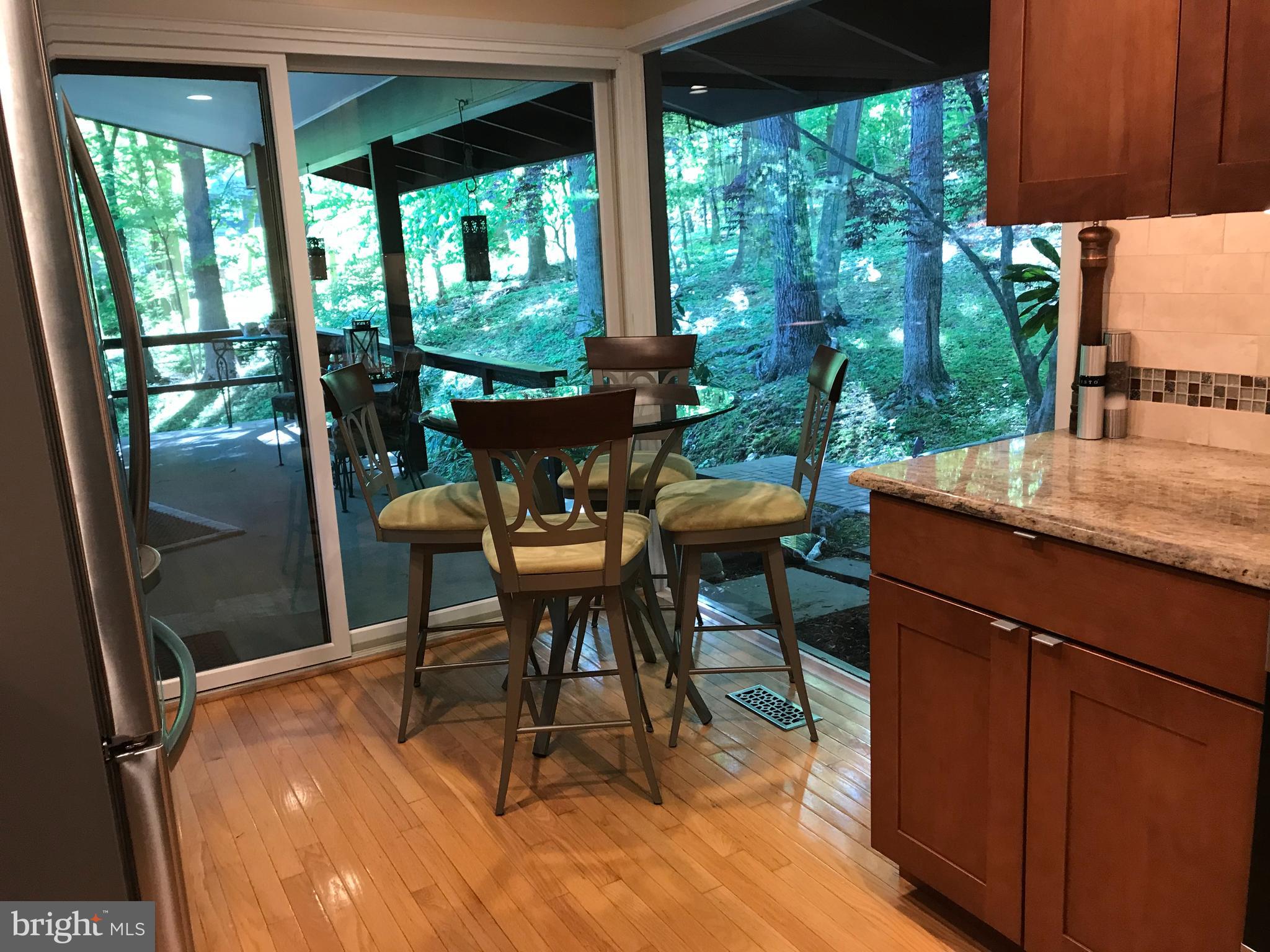 8 7 Springs Road Wayne, PA 19087 - Photo 11 of 23 Kitchen with seating