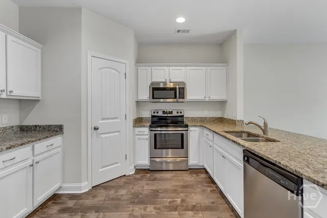 $1,950 | 505 Ferguson Lane, Richmond Hill, GA 31324