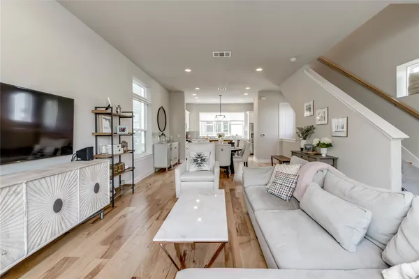 $3,600 | 1405 Hyde Street, Austin, TX 78741