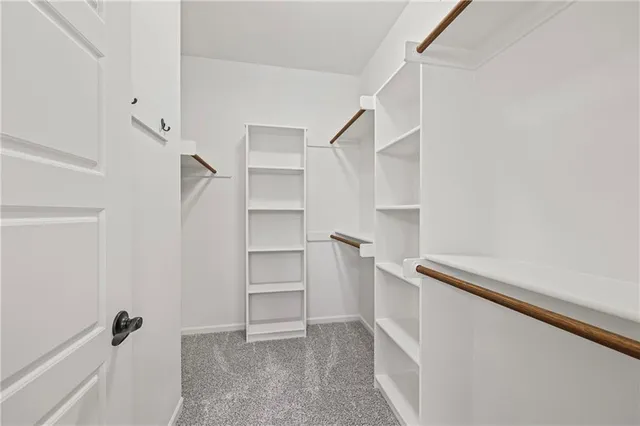 $490,670 | 9427 North Belton Avenue, Kansas City, MO 64154